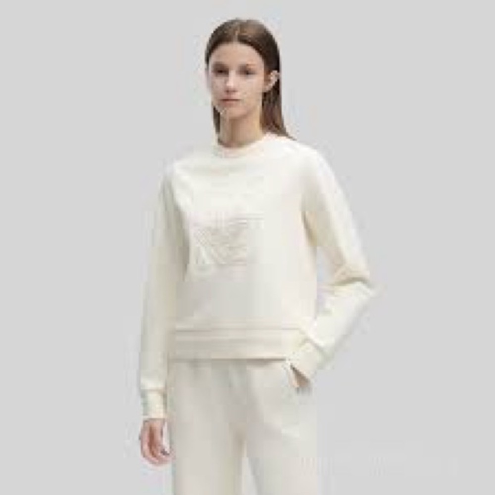NWT $208 FILA EMERALD Women's Casual Pullover Sweatshirt Medium/Small Cream